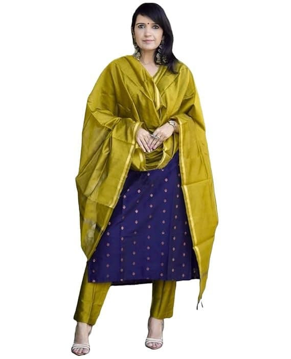 Zyra Women’s Blue Silk Cotton Kurta Set