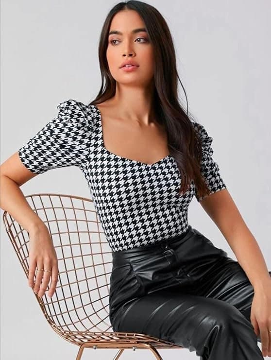AureliaX Women’s Sweetheart Neck Puff Sleeve Top