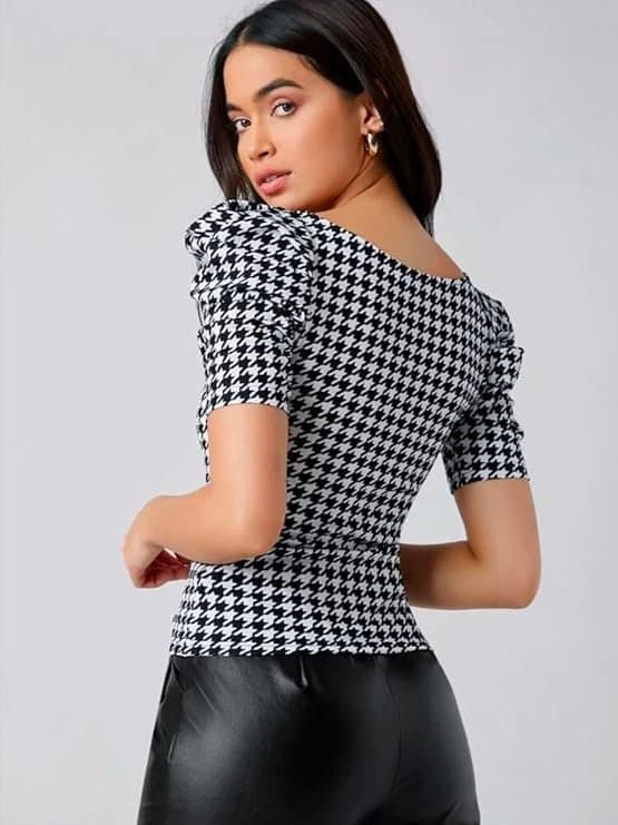 AureliaX Women’s Sweetheart Neck Puff Sleeve Top