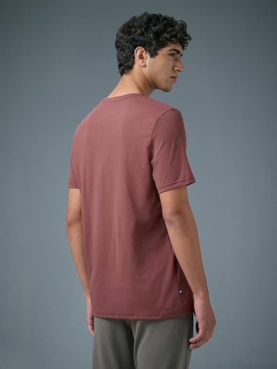 UrbanDrip Men’s Maroon Graphic Print T