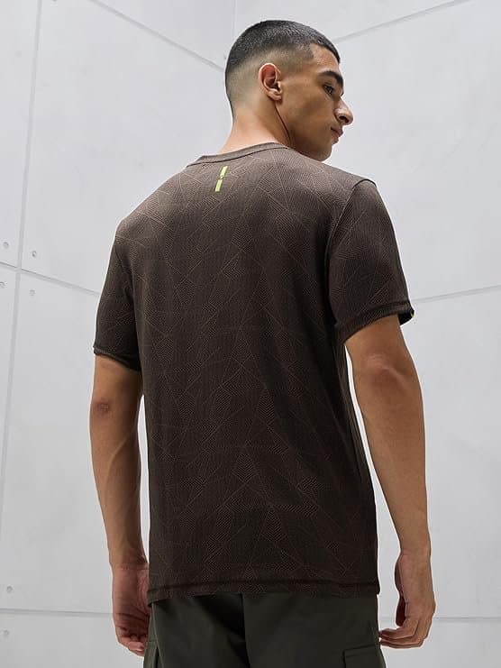 UrbanDrip Men’s Brown Slim Fit T