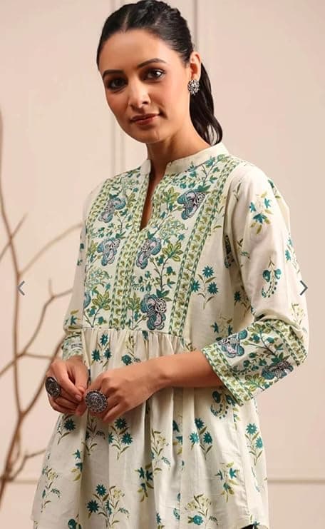 Vastrika Women’s Cotton Printed Anarkali Short Kurti