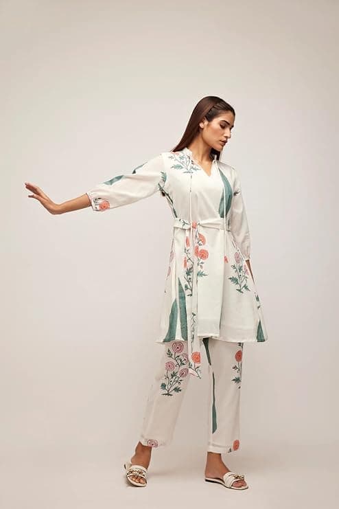 Aarika Women’s Rayon Kurti Set