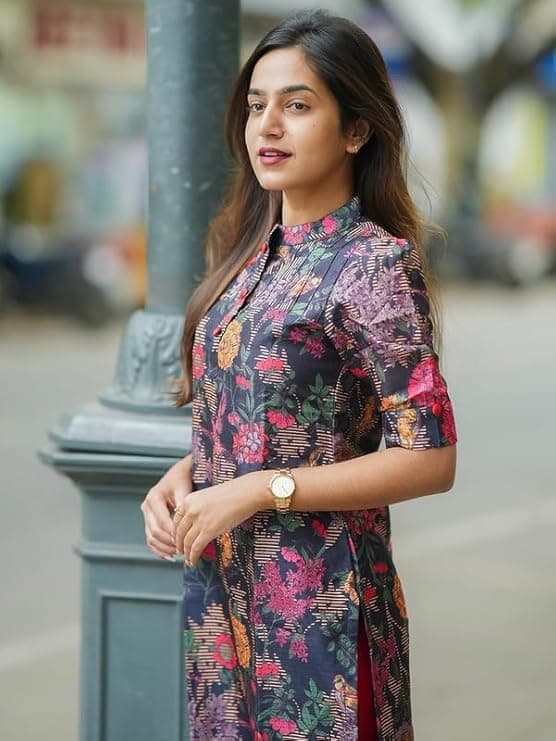 Chandrika Women’s Chanderi Printed Kurta